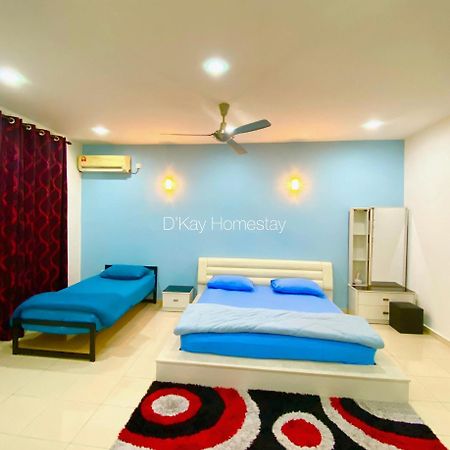 4 Bedrooms Homestay, Fully Aircond In Sendayan By D'Kay Homes I 10-15 Pax سِريمبان المظهر الخارجي الصورة