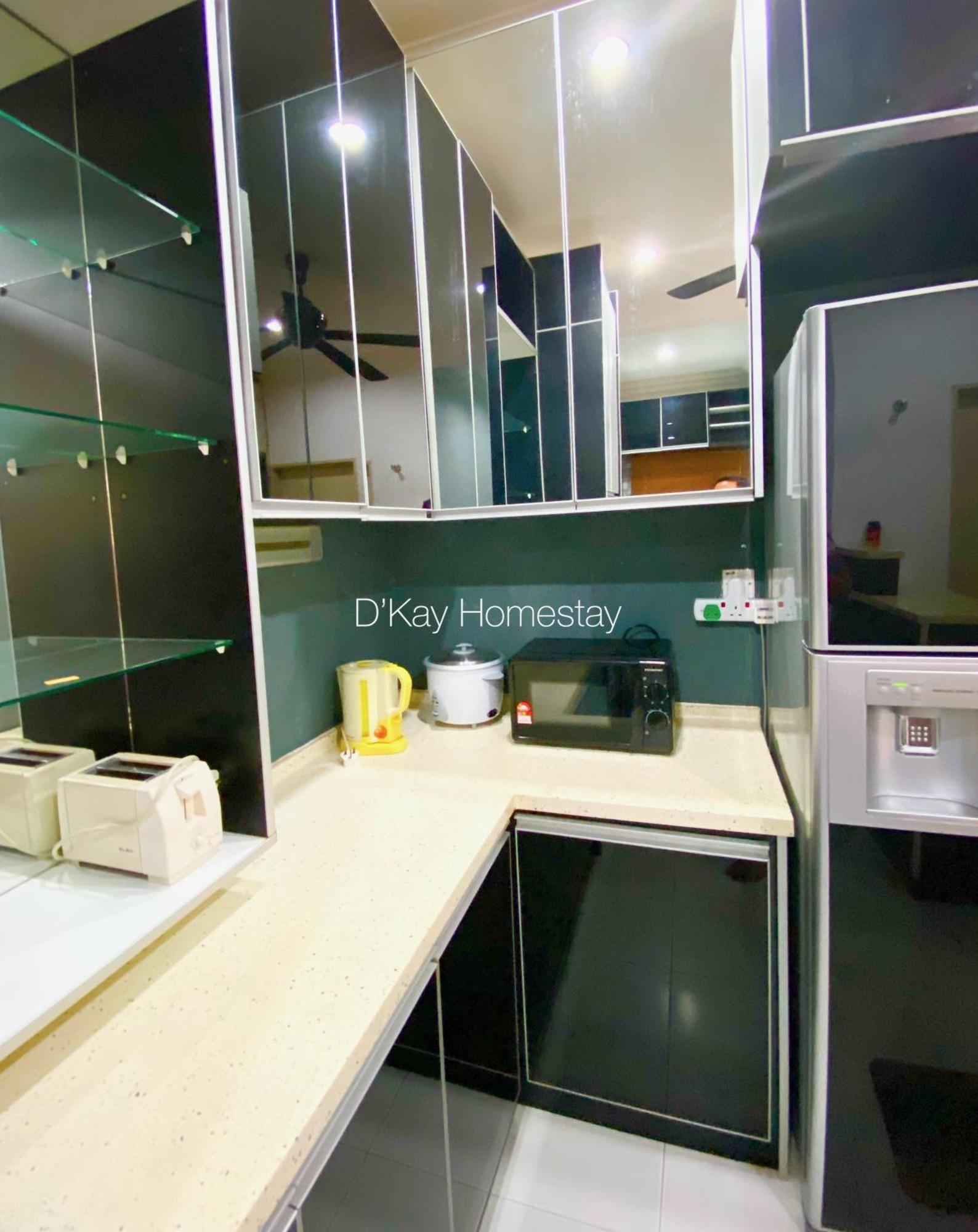 4 Bedrooms Homestay, Fully Aircond In Sendayan By D'Kay Homes I 10-15 Pax سِريمبان المظهر الخارجي الصورة