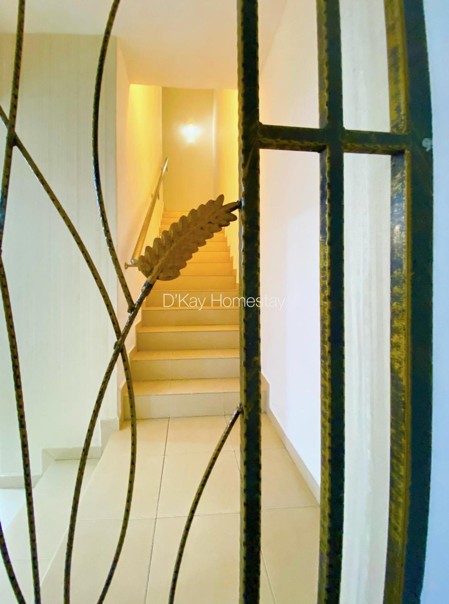 4 Bedrooms Homestay, Fully Aircond In Sendayan By D'Kay Homes I 10-15 Pax سِريمبان المظهر الخارجي الصورة