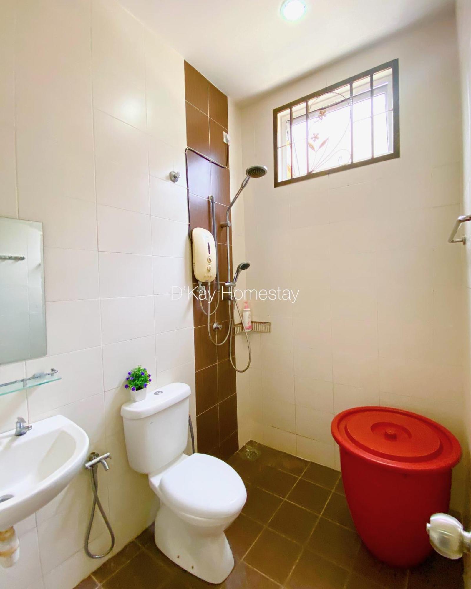 4 Bedrooms Homestay, Fully Aircond In Sendayan By D'Kay Homes I 10-15 Pax سِريمبان المظهر الخارجي الصورة
