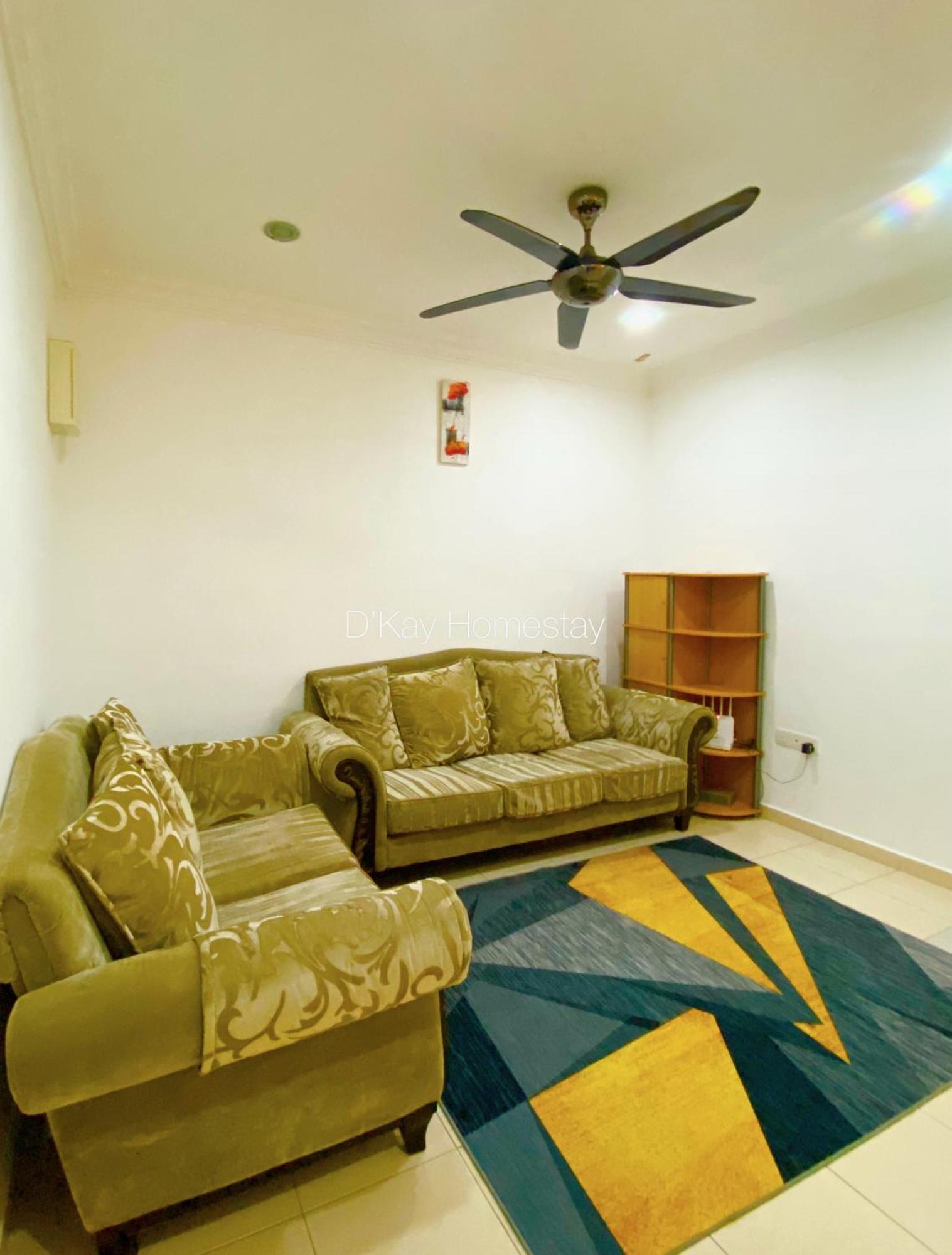 4 Bedrooms Homestay, Fully Aircond In Sendayan By D'Kay Homes I 10-15 Pax سِريمبان المظهر الخارجي الصورة